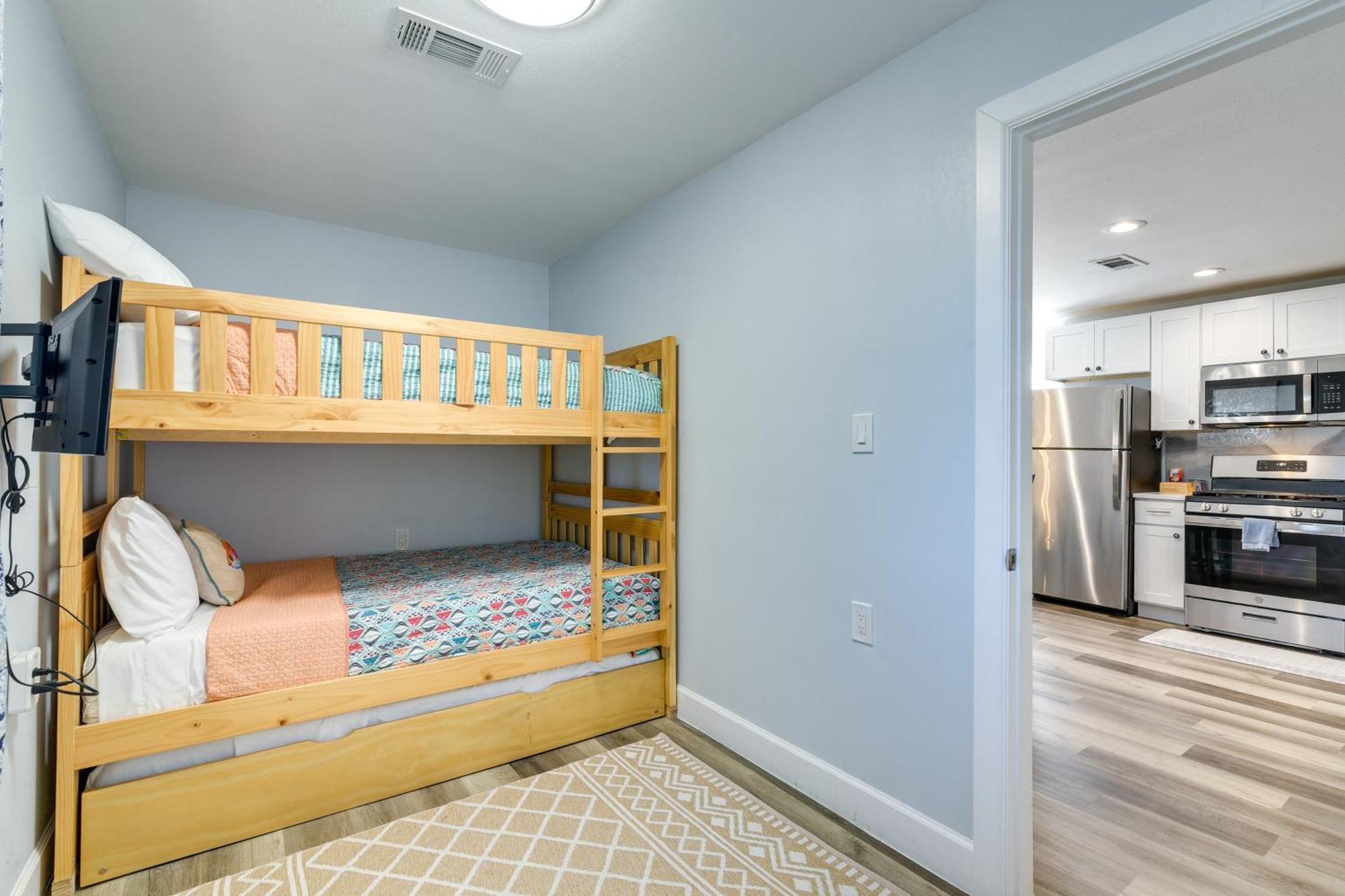 Villa Seaside Retreat In Galveston Near Pleasure Pier! Exterior foto