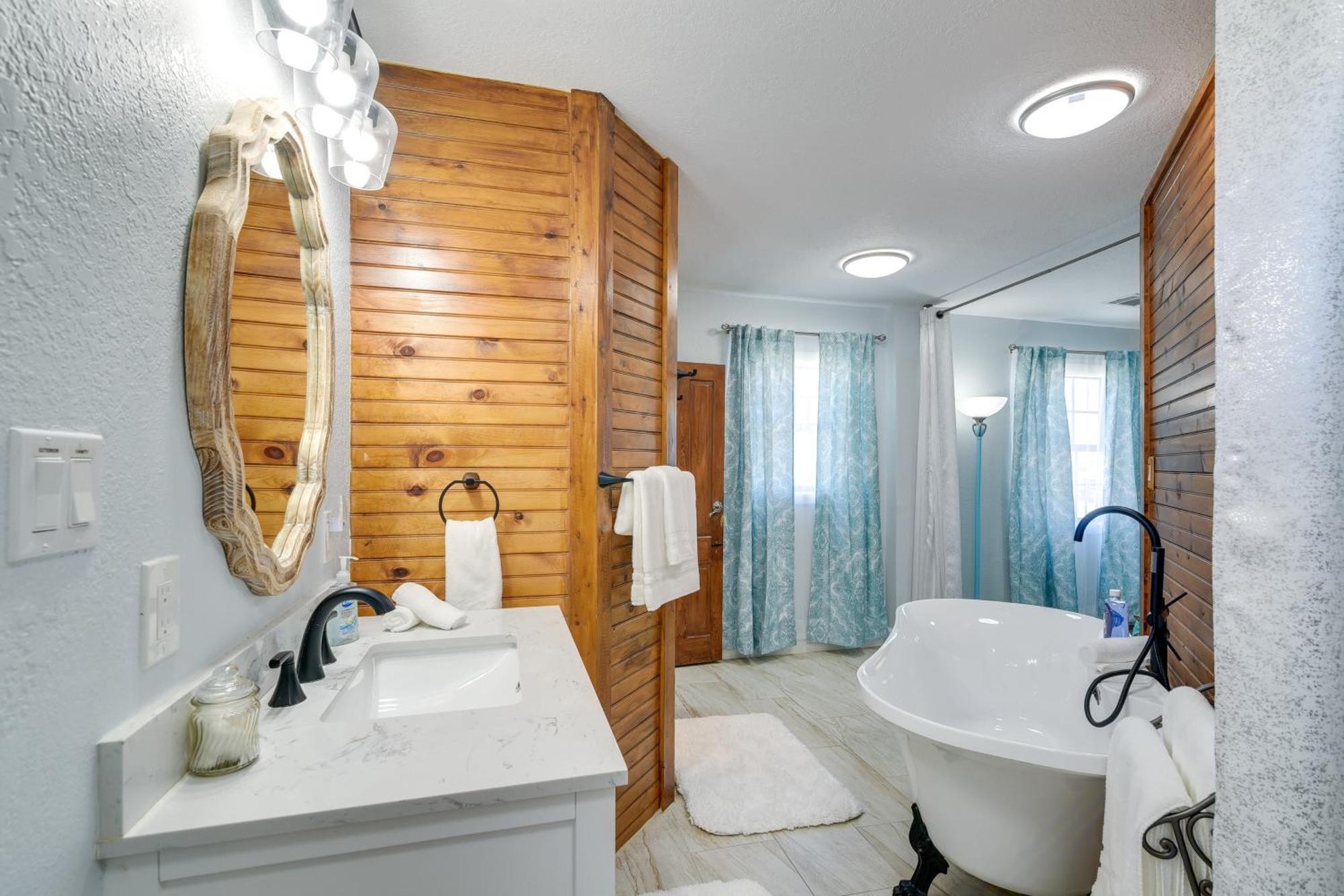 Villa Seaside Retreat In Galveston Near Pleasure Pier! Exterior foto